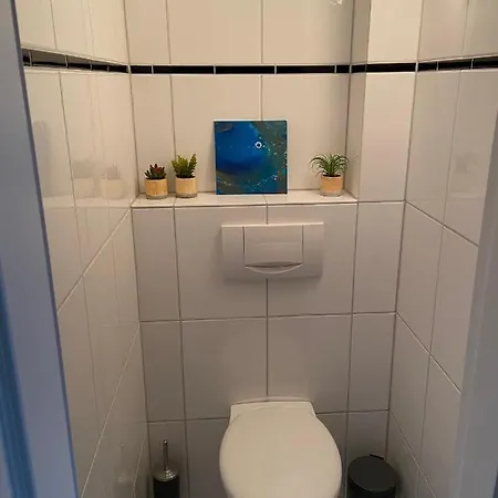 Moderne In Stadtnaher, Dennoch Ruhiger Lage Lägenhet Nahe